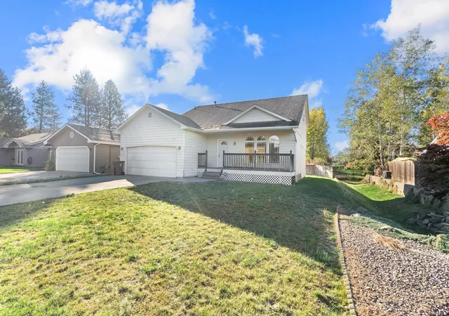 Photo 2 of Single family home for sale at 3512 E 50th Avenue, Spokane, WA 99223 | MLS# 202625493 | Listing updated on 2026-10-09