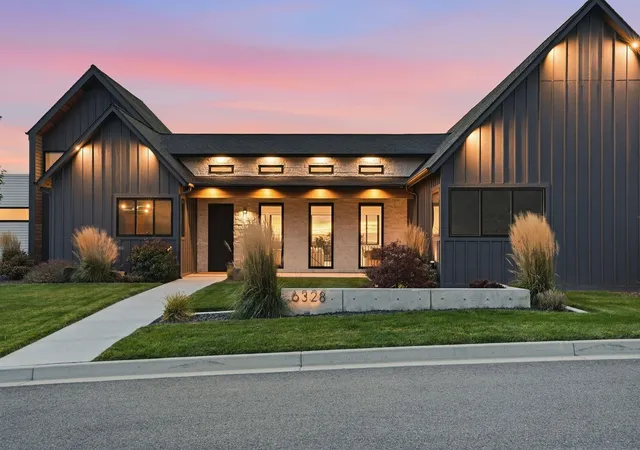 Photo 2 of Single family home for sale at 6328 S Custer St, Spokane, WA 99223 | MLS# 202625508 | Listing updated on 2026-10-09