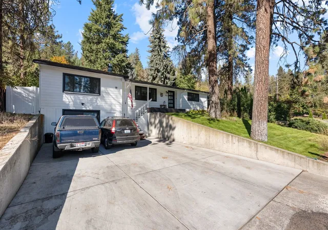 Photo 3 of Single family home for sale at 7415 N Country Homes Blvd, Spokane, WA 99208 | MLS# 202625512 | Listing updated on 2026-10-09
