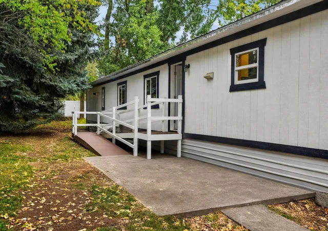 Photo 3 of Manufactured home for sale at 3110 E Chattaroy Rd, Chattaroy, WA 99003 | MLS# 202625513 | Listing updated on 2026-10-09