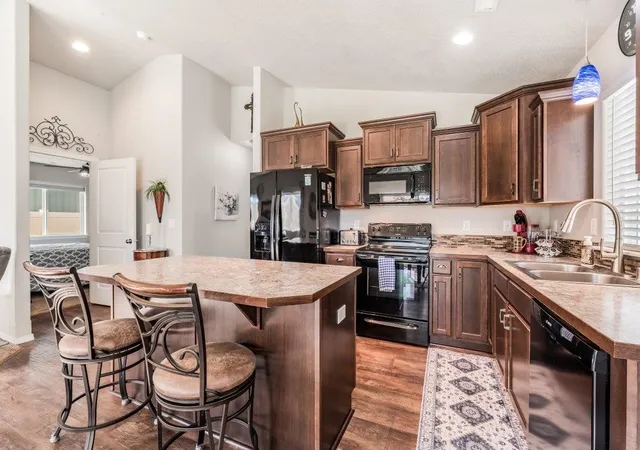 Photo 3 of Single family home for sale at 17016 E Nora Ave, Spokane Valley, WA 99016 | MLS# 202625514 | Listing updated on 2026-10-09