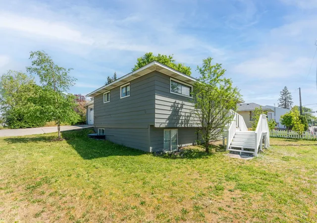 Photo 3 of Single family home for sale at 5724 N Nevada St, Spokane, WA 99208 | MLS# 202625522 | Listing updated on 2026-10-09