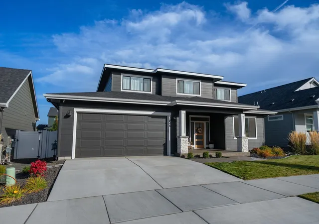 Photo 2 of Single family home for sale at 1748 N Snoqualmie Rd, Liberty Lake, WA 99019 | MLS# 202625525 | Listing updated on 2026-10-09