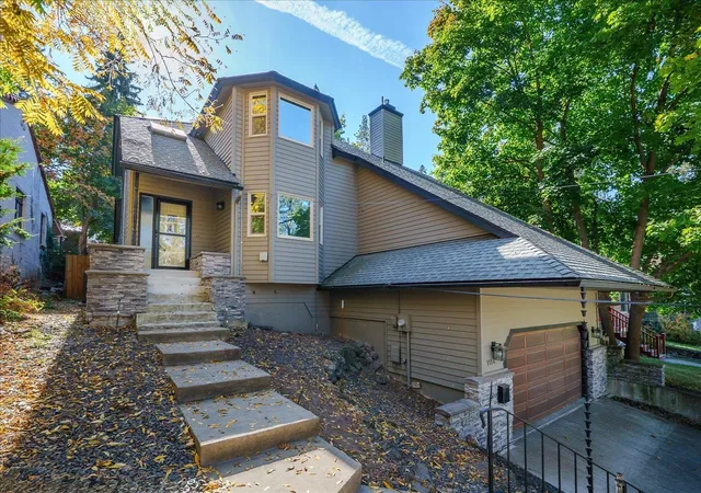 Photo 2 of Single family home for sale at 1114 E 19th Avenue, Spokane, WA 99203 | MLS# 202625527 | Listing updated on 2026-10-09