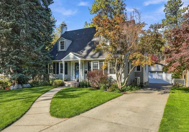 Photo 2 of Single family home for sale at 618 W 27th Avenue, Spokane, WA 99203 | MLS# 202625533 | Listing updated on 2026-10-09