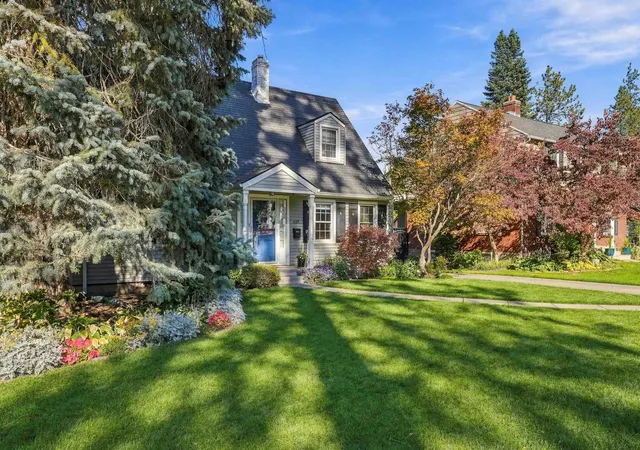 Photo 3 of Single family home for sale at 618 W 27th Avenue, Spokane, WA 99203 | MLS# 202625533 | Listing updated on 2026-10-09