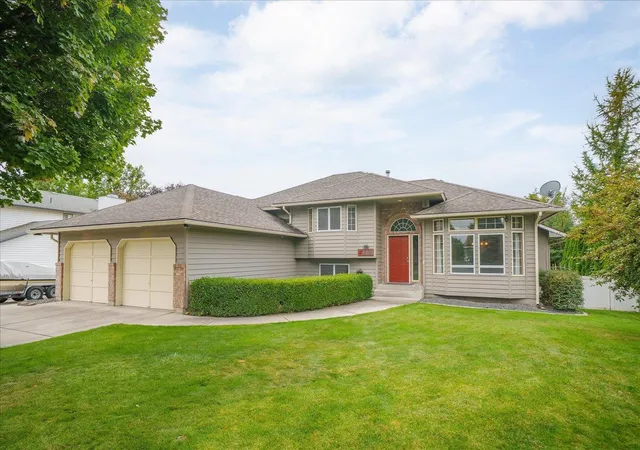 Photo 2 of Single family home for sale at 3808 S Loretta Dr, Spokane Valley, WA 99206 | MLS# 202625534 | Listing updated on 2026-10-09