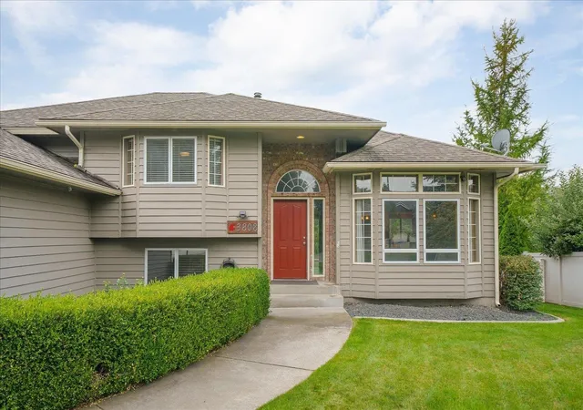 Photo 3 of Single family home for sale at 3808 S Loretta Dr, Spokane Valley, WA 99206 | MLS# 202625534 | Listing updated on 2026-10-09