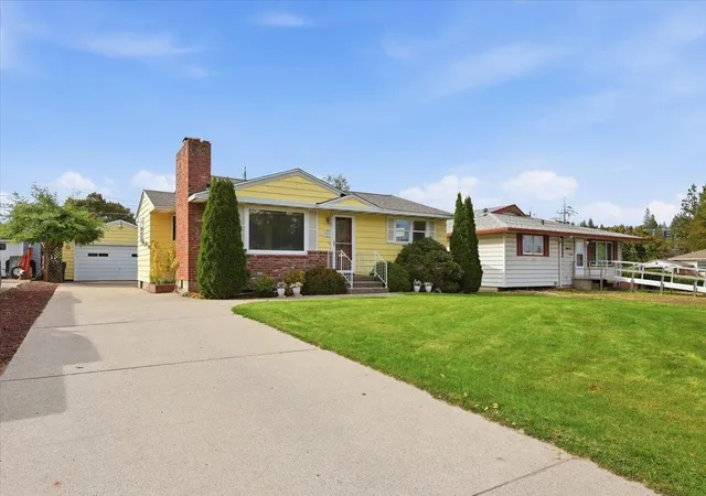 Photo 2 of Single family home for sale at 6023 N Ash St, Spokane, WA 99205 | MLS# 202625536 | Listing updated on 2026-10-09