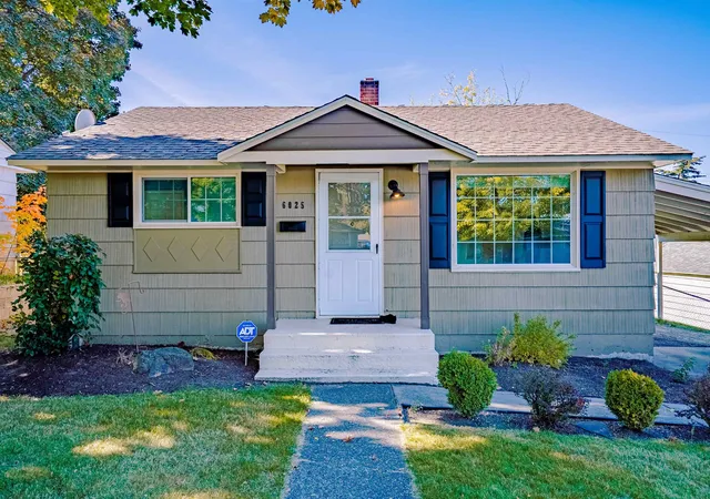 Photo 1 of Single family home for sale at 6025 N Belt St, Spokane, WA 99205 | MLS# 202625540 | Listing updated on 2026-10-09