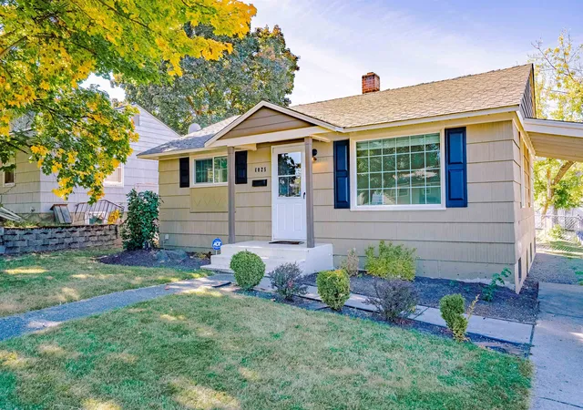 Photo 2 of Single family home for sale at 6025 N Belt St, Spokane, WA 99205 | MLS# 202625540 | Listing updated on 2026-10-09