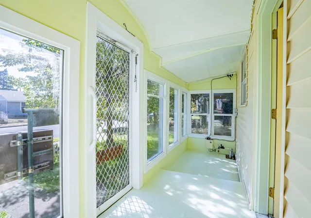 Photo 2 of Single family home for sale at 2014 W Shannon Ave, Spokane, WA 99205 | MLS# 202625543 | Listing updated on 2026-10-09
