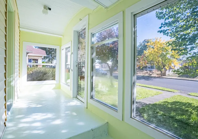 Photo 3 of Single family home for sale at 2014 W Shannon Ave, Spokane, WA 99205 | MLS# 202625543 | Listing updated on 2026-10-09