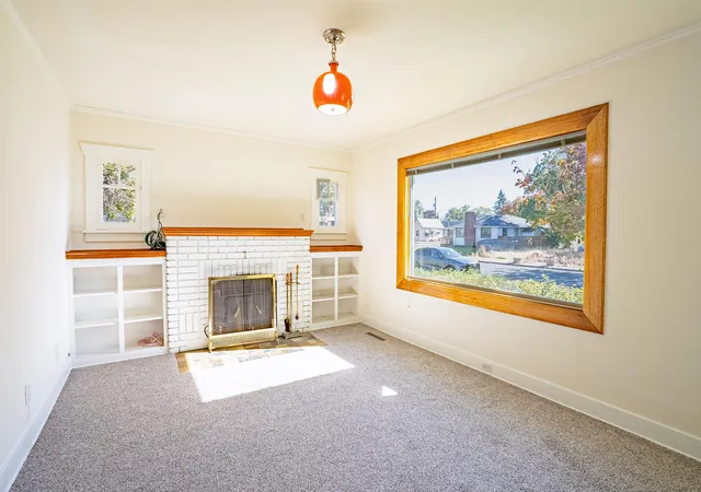 Photo 3 of Single family home for sale at 2014 W Shannon Ave, Spokane, WA 99205 | MLS# 202625543 | Listing updated on 2026-10-09