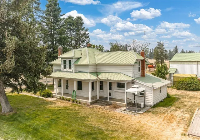 Single family home for sale at 29105 S Cheney Plz Rd, Cheney, WA 99004 | MLS# 202625548