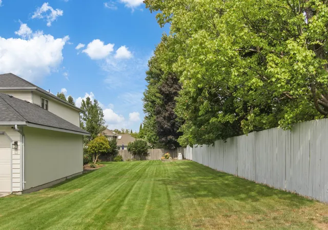 Photo 3 of Single family home for sale at 3515 E Tara Dr, Spokane, WA 99223 | MLS# 202625558 | Listing updated on 2026-10-09