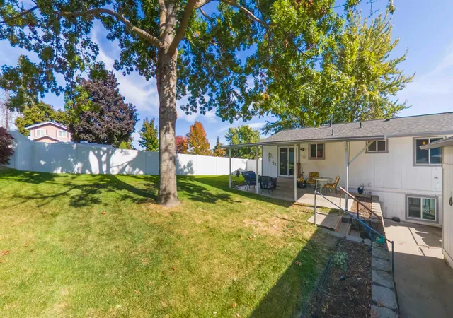 Photo 1 of Single family home for sale at 8319 N Wilding Dr, Spokane, WA 99208 | MLS# 202625574 | Listing updated on 2026-10-09