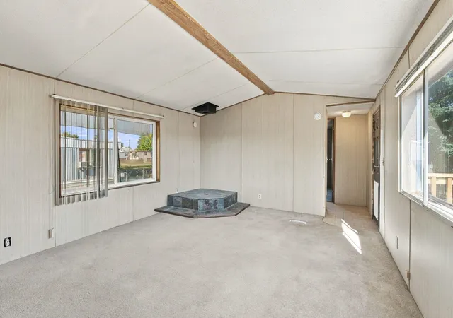 Photo 3 of Manufactured home for sale at 12585 W Frank St, Airway Heights, WA 99001 | MLS# 202625586 | Listing updated on 2026-10-09