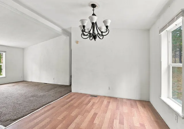 Photo 3 of Manufactured home for sale at 6442 Pascal Loop Rd, Fruitland, WA 99129 | MLS# 202625592 | Listing updated on 2026-10-09