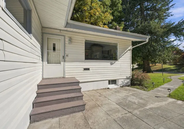 Photo 2 of Single family home for sale at 3624 W Heroy Ave, Spokane, WA 99205 | MLS# 202625594 | Listing updated on 2026-10-09