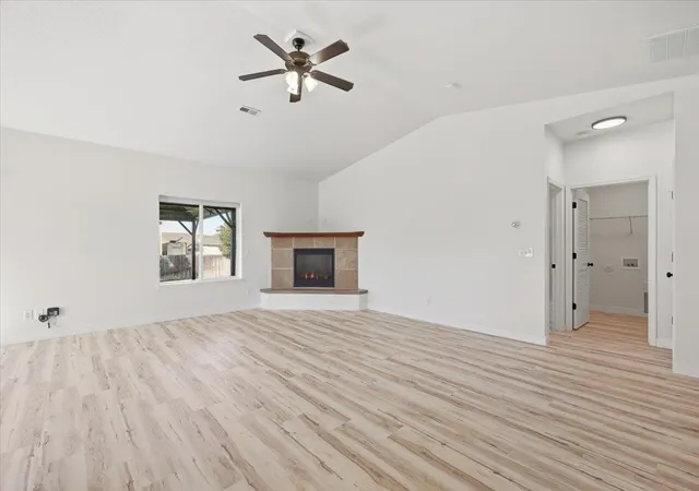 Photo 4 of Single family home for sale at 9515 N Prescott Ct, Spokane, WA 99208 | MLS# 202625600 | Listing updated on 2026-10-10