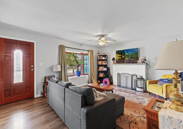Photo 2 of Single family home for sale at 8111 E Knox Ave, Spokane Valley, WA 99212 | MLS# 202625602 | Listing updated on 2026-10-17