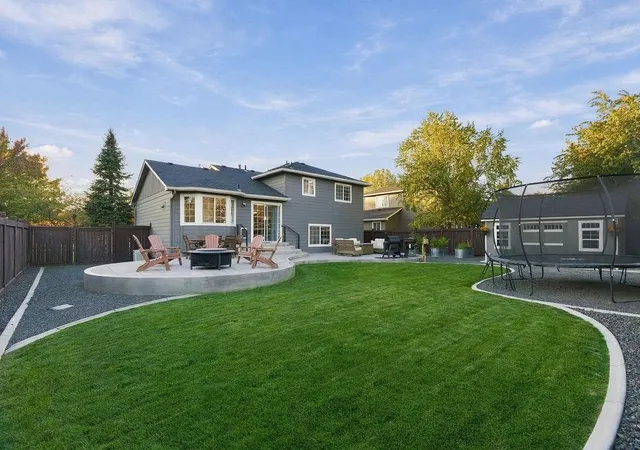 Photo 3 of Single family home for sale at 904 N Mitchell Ct, Liberty Lake, WA 99019 | MLS# 202625610 | Listing updated on 2026-10-09