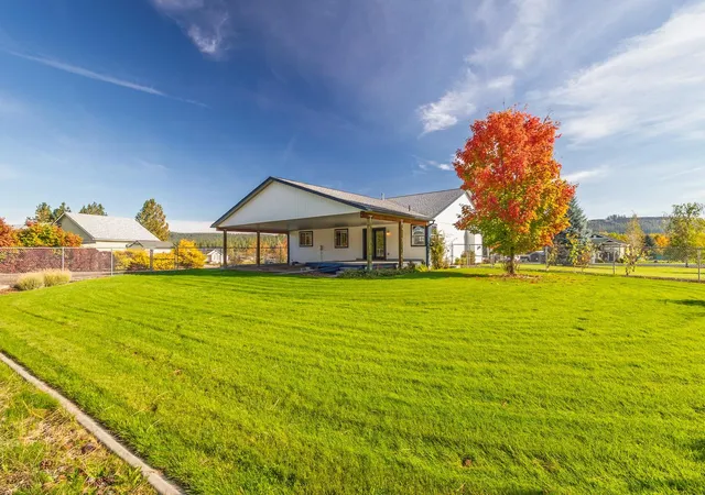 Photo 3 of Single family home for sale at 6184 N Khloe Ct, Nine Mile Falls, WA 99026 | MLS# 202625613 | Listing updated on 2026-10-09