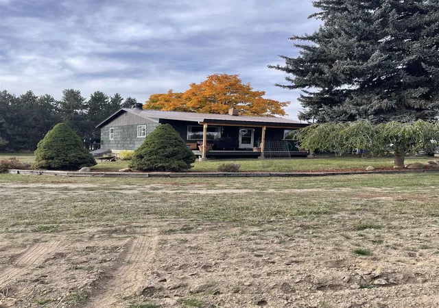 Single family home for sale at 8712 N Greenbluff Rd, Colbert, WA 99005 | MLS# 202625621