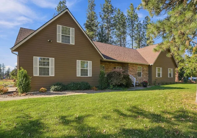Photo 2 of Single family home for sale at 16508 S Cheney Spokane Rd, Cheney, WA 99004 | MLS# 202625634 | Listing updated on 2026-10-10