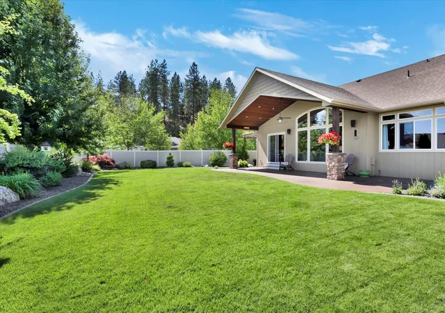 Photo 3 of Single family home for sale at 202 E Alexa Ct, Spokane, WA 99208 | MLS# 202625638 | Listing updated on 2026-10-10