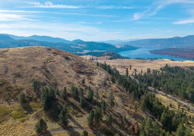 Photo 1 of Land for sale at 45xx B Hwy 25 S, Hunters, WA 99137 | MLS# 202625647 | Listing updated on 2026-10-17