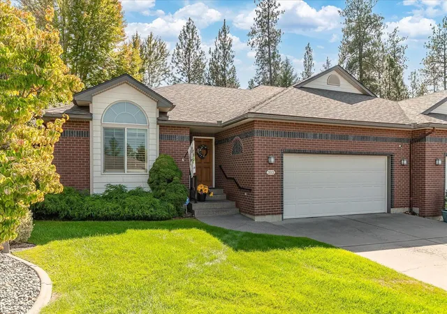 Photo 3 of Townhouse for sale at 303 W Arrow Ln, Spokane, WA 99208 | MLS# 202625649 | Listing updated on 2026-10-11