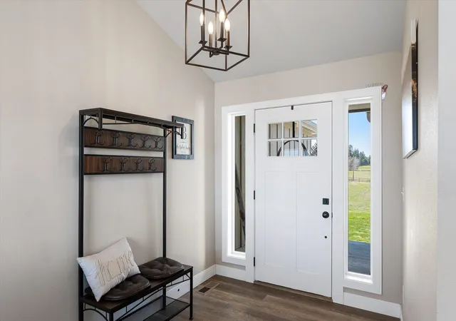 Photo 3 of Single family home for sale at 13915 W Lincoln Rd, Spokane, WA 99224 | MLS# 202625652 | Listing updated on 2026-10-11