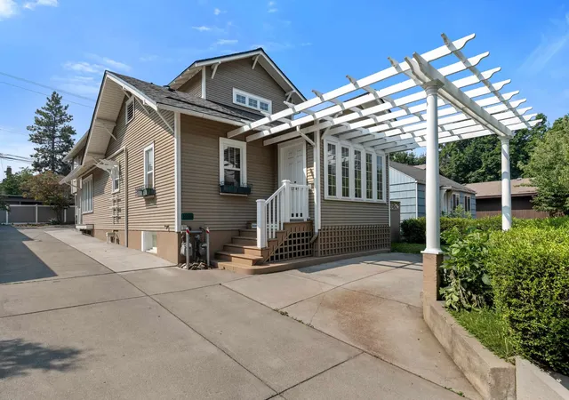Photo 2 of Multi family home for sale at 1128 E 29th Avenue, Spokane, WA 99203 | MLS# 202625668 | Listing updated on 2026-10-19