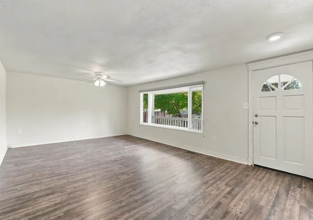 Photo 3 of Single family home for sale at 3807 E 29th Avenue, Spokane, WA 99223 | MLS# 202625688 | Listing updated on 2026-10-19