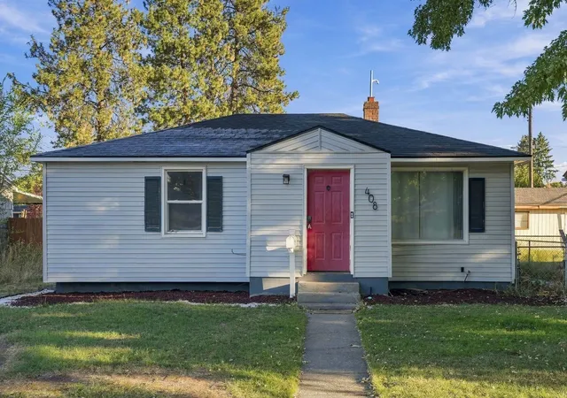 Photo 1 of Single family home for sale at 408 W Columbia Ave, Spokane, WA 99205 | MLS# 202625698 | Listing updated on 2026-10-20