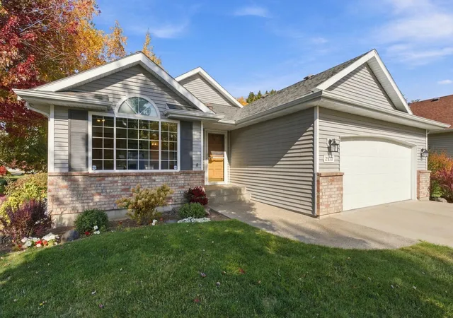 Photo 2 of Single family home for sale at 2517 E 59th Lane, Spokane, WA 99223 | MLS# 202625708 | Listing updated on 2026-10-20