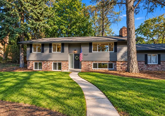 Photo 1 of Single family home for sale at 4327 S Martin St, Spokane, WA 99203 | MLS# 202625712 | Listing updated on 2026-10-20