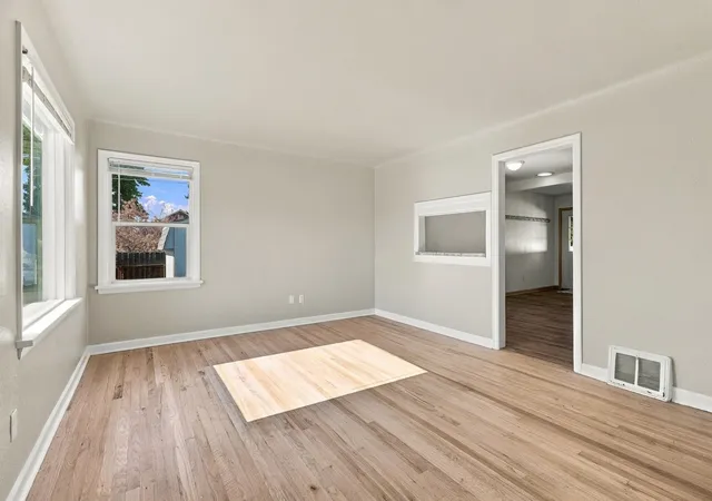 Photo 3 of Single family home for sale at 1503 E Glass Ave, Spokane, WA 99207 | MLS# 202625720 | Listing updated on 2026-10-20