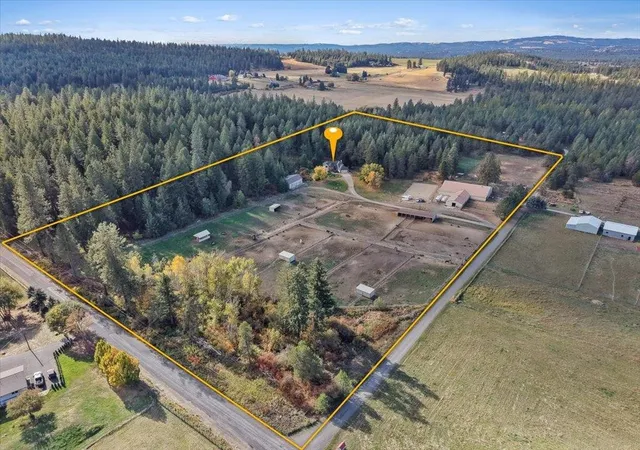 Photo 1 of Single family home for sale at 19515 N Bernhill Rd, Colbert, WA 99005 | MLS# 202625725 | Listing updated on 2026-10-14
