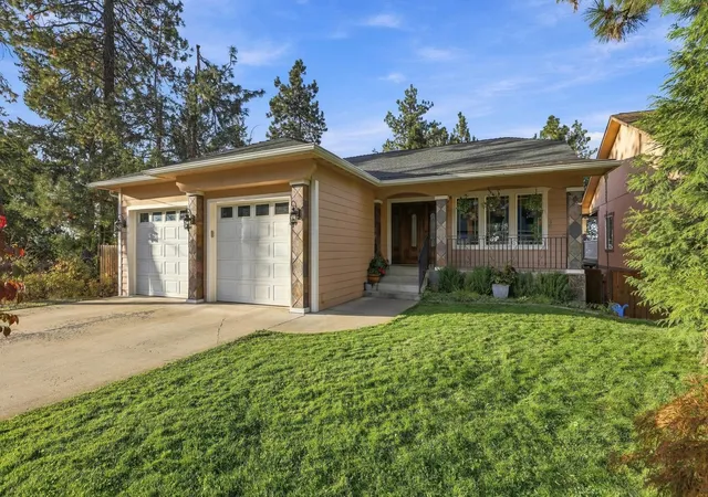 Photo 4 of Single family home for sale at 3217 E 10th Avenue, Spokane, WA 99202 | MLS# 202625730 | Listing updated on 2026-10-15