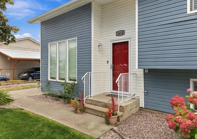 Photo 2 of Single family home for sale at 3610 N Ferrall St, Spokane, WA 99217 | MLS# 202625732 | Listing updated on 2026-10-21