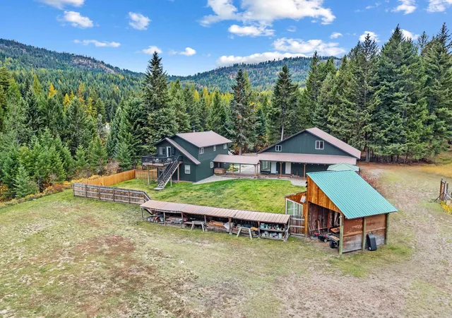 Photo 2 of Single family home for sale at 8 Dusty Trails Rd, Malo, WA 99150 | MLS# 202625740 | Listing updated on 2026-10-21