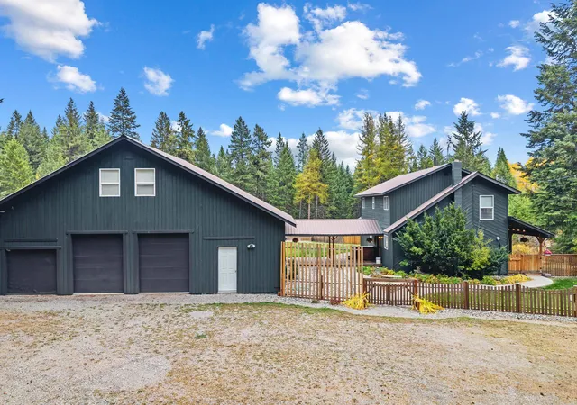 Photo 4 of Single family home for sale at 8 Dusty Trails Rd, Malo, WA 99150 | MLS# 202625740 | Listing updated on 2026-10-21