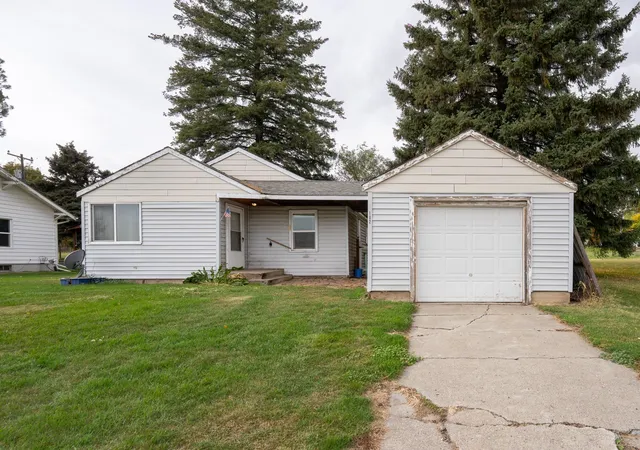 Single family home for sale at 102 Steptoe St, Colfax, WA 99111 | MLS# 202625755