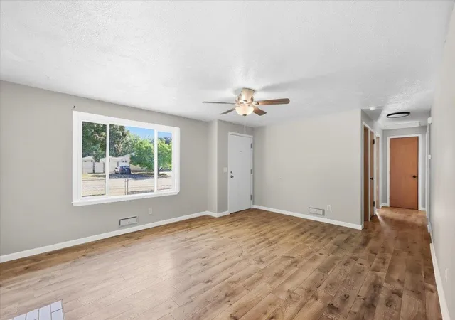 Photo 4 of Single family home for sale at 1101 N Rudolf Rd, Spokane Valley, WA 99206 | MLS# 202625767 | Listing updated on 2026-10-21