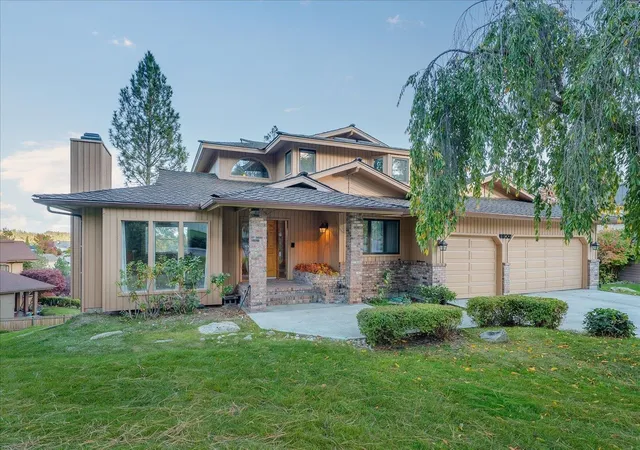 Single family home for sale at 8032 E Woodview Dr, Spokane, WA 99212 | MLS# 202625775
