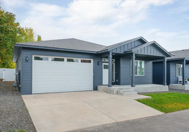 Photo 2 of Single family home for sale at 17810 E 3rd Lane, Spokane Valley, WA 99016 | MLS# 202625783 | Listing updated on 2026-10-22
