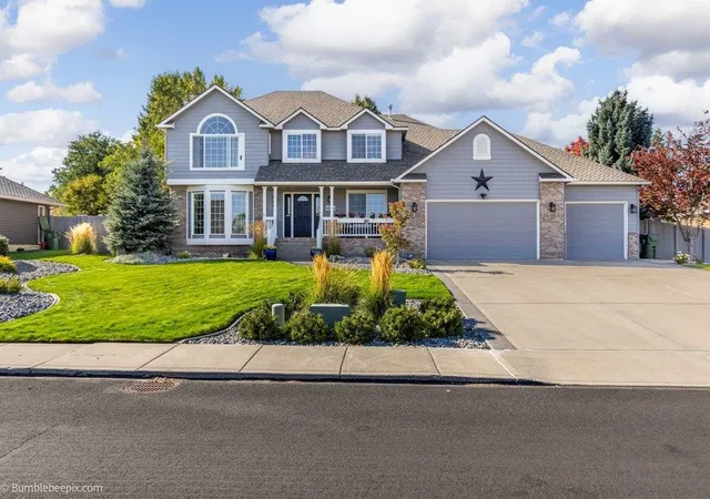 Single family home for sale at 8721 N Kensington Dr, Spokane, WA 99208 | MLS# 202625785
